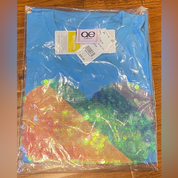 QUEER EYE Cyan Sequin Tee Ladies size Medium NWT - Picture 3 of 3